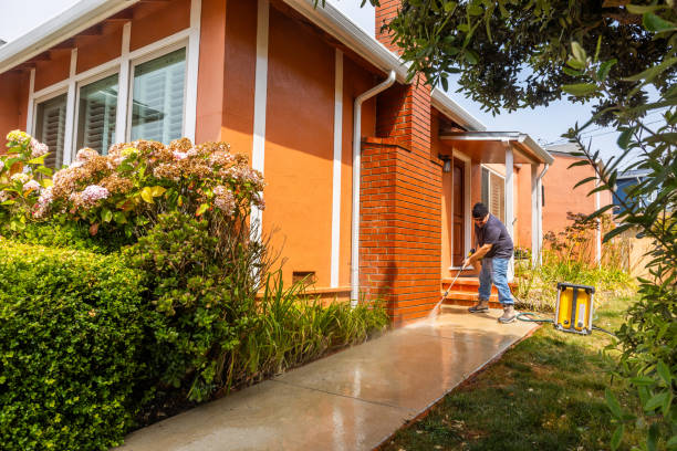 Why Choose Our Certified Pressure Washing Experts for Your Project Needs in Howe, TX?